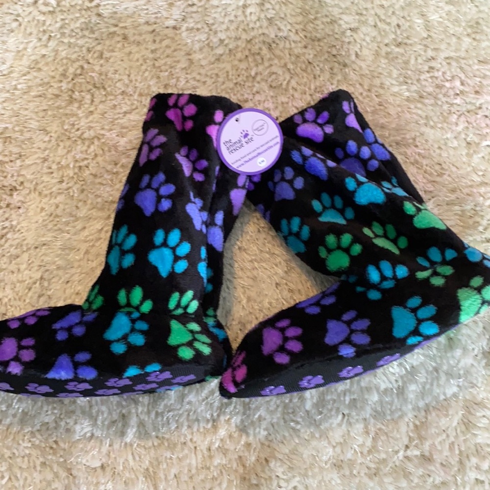 Super cozy fleece small animal print